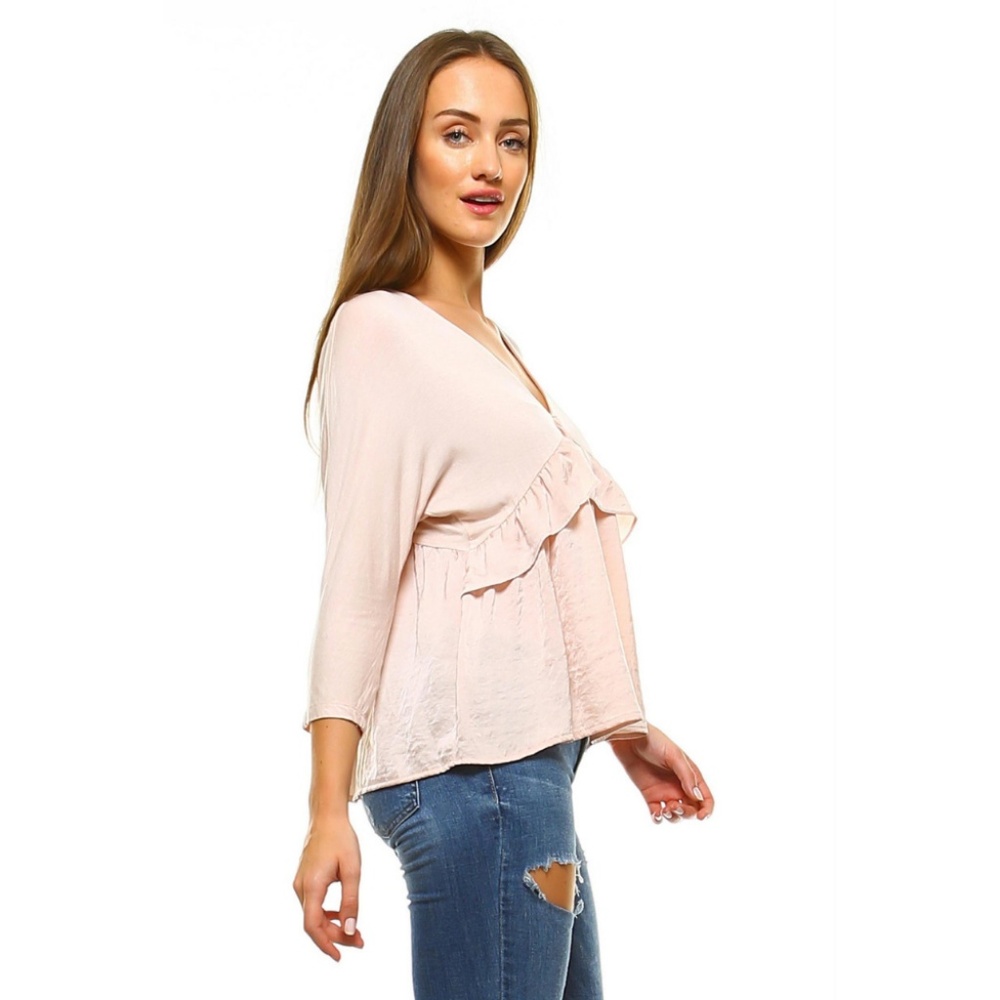 Women's Top Three Quarter Sleeves Open Back V-Neck - Picture 3 of 4